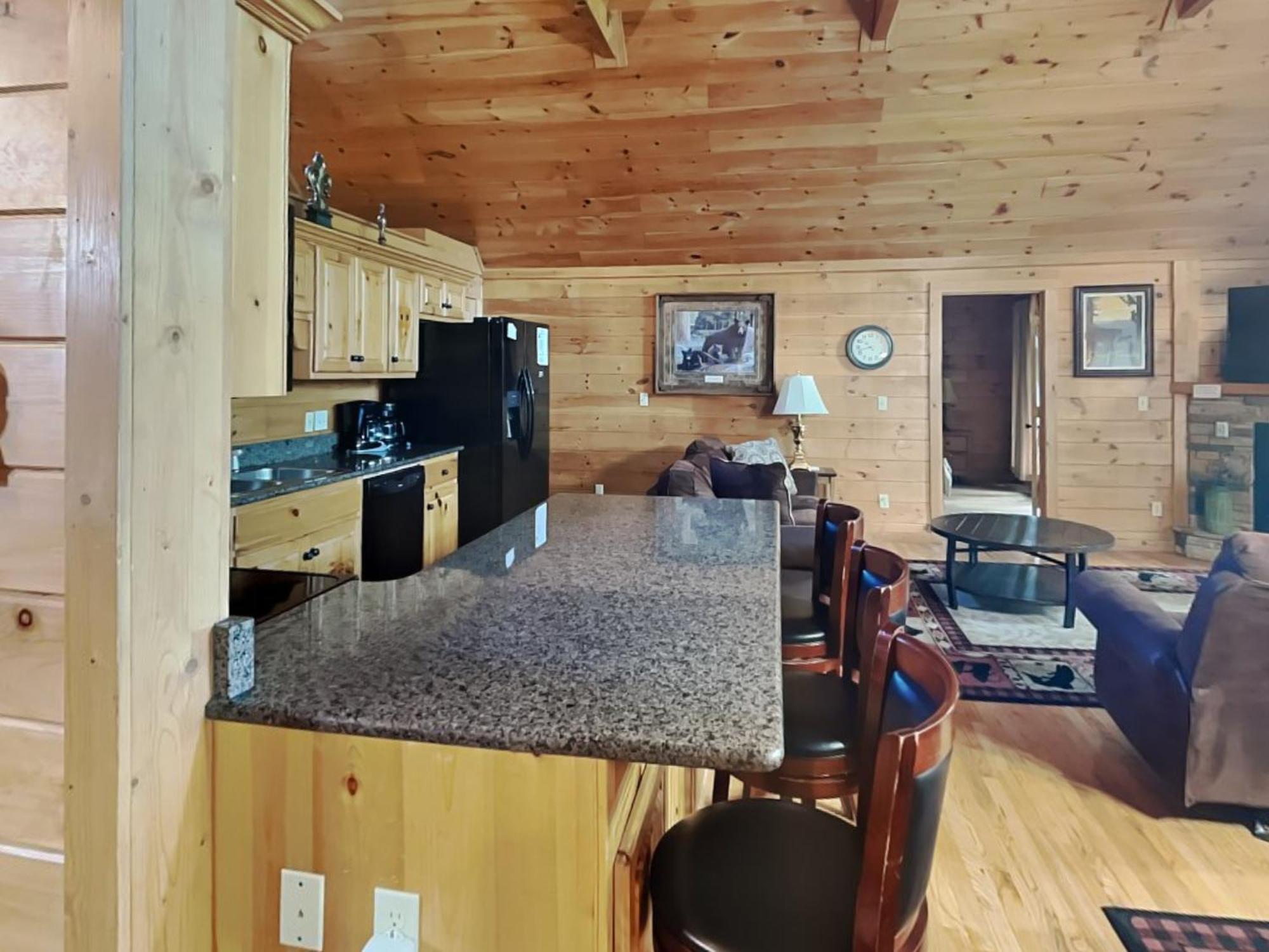 Above The Clouds, 4 Bedrooms, Pool Access, Private, Gaming, Sleeps 16 蓋特林堡 外观 照片